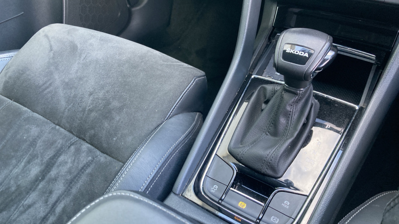 Skoda Karoq 1.5 TSI SE L 5dr DSG Petrol Estate